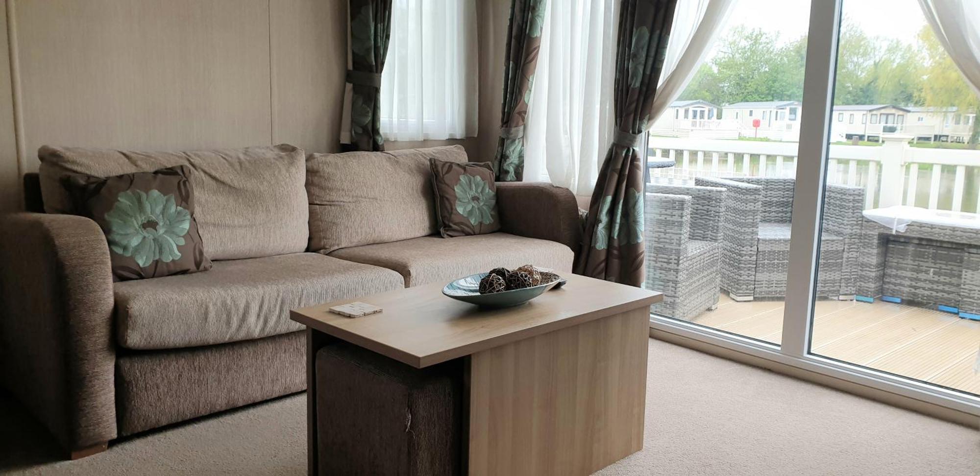 Lakeside Cotswold Holiday Home Cirencester Ruang foto